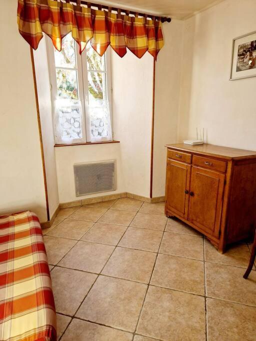 Maison Paysanne, Proche Aubrac Vakantiehuis Huparlac