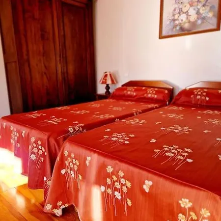 Maison Paysanne, Proche Aubrac Huparlac Extérieur photo