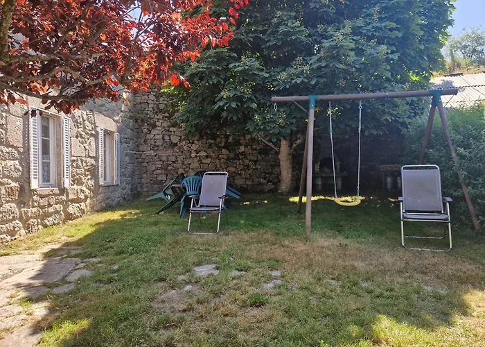 Maison Paysanne, Proche Aubrac