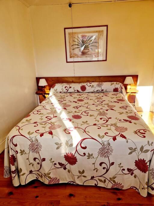 Maison Paysanne, Proche Aubrac Holiday home Huparlac