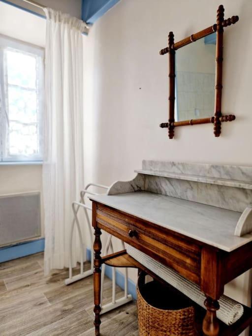 Maison Paysanne, Proche Aubrac * Huparlac