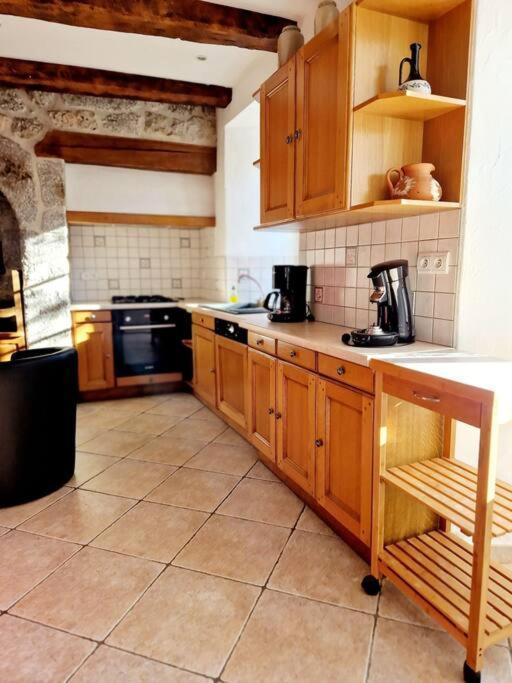 Maison Paysanne, Proche Aubrac Hébergement de vacances Huparlac