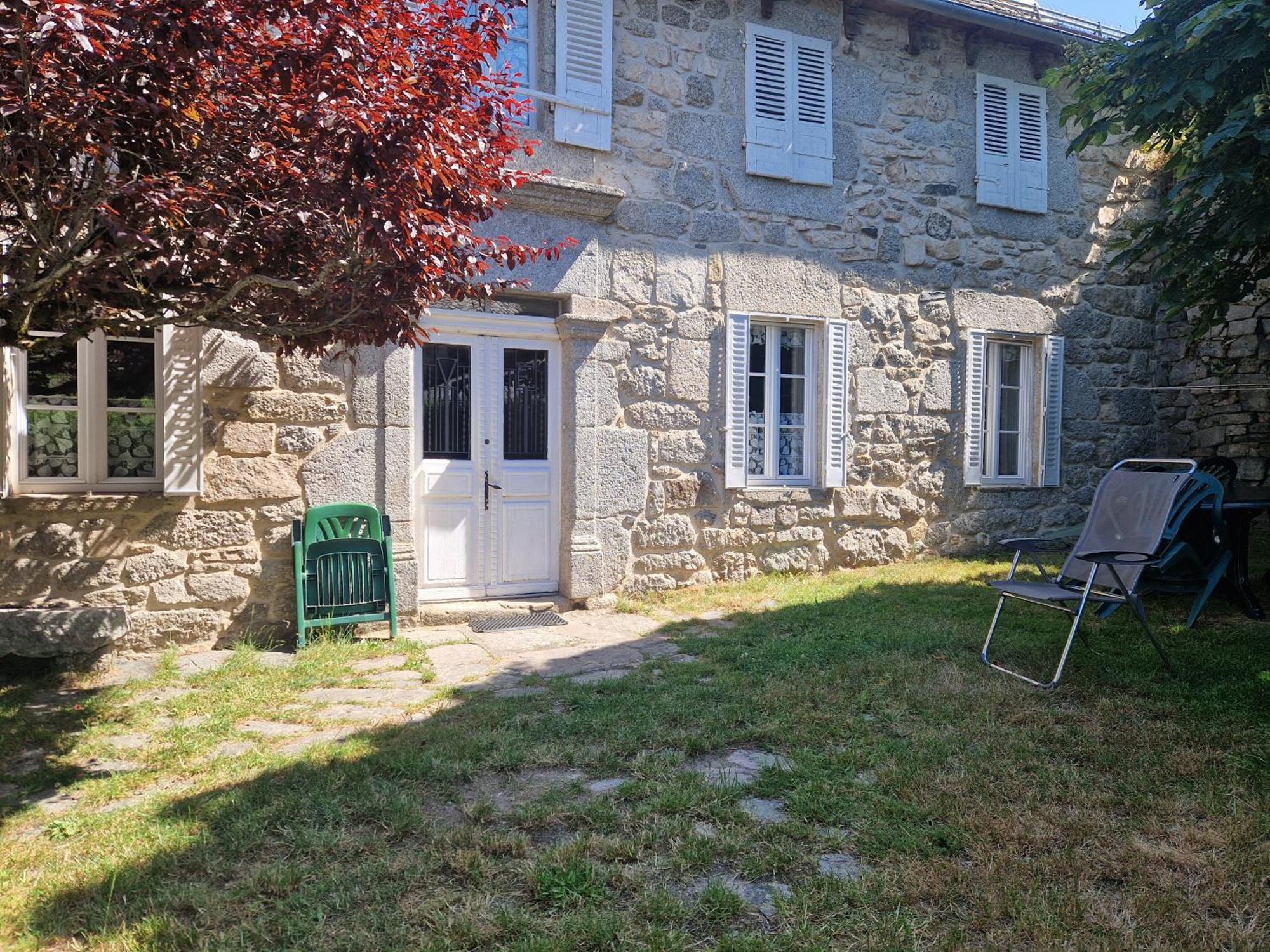Holiday home Maison Paysanne, Proche Aubrac *