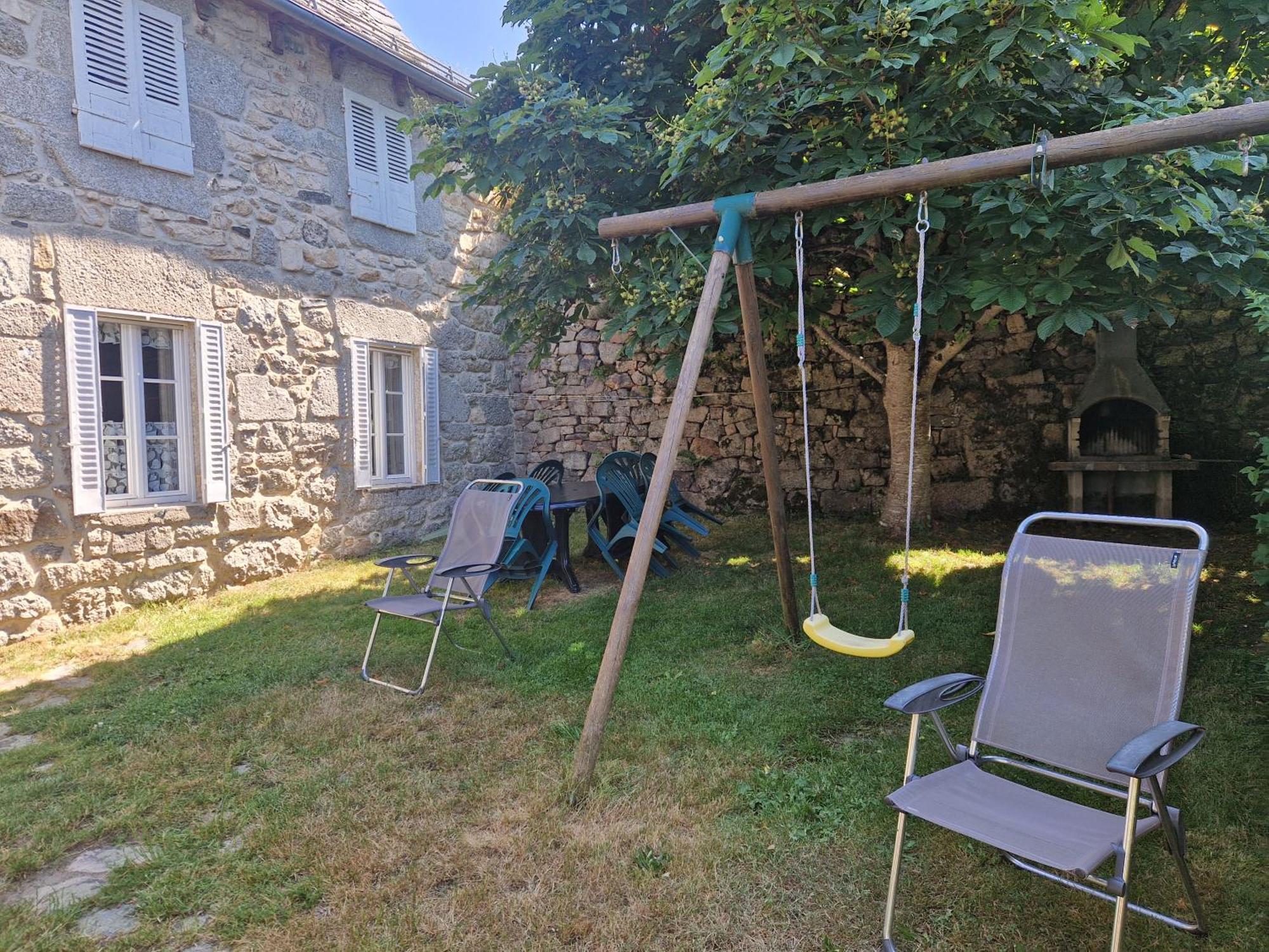 Holiday home Maison Paysanne, Proche Aubrac Huparlac